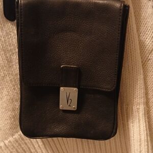 Classic V2 Magnetic Thick Pebbled Leather 2 Flap Pocket Organizer Crossbody